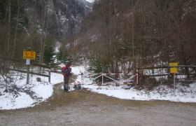 Parkplatz beim Kesselgraben, © Helmut Mucker Parkplatz beim Kesselgraben, © Helmut Mucker