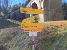 Beschilderung bei der Fleischmannbrücke, © TVB Semmering-Rax-Schneeberg