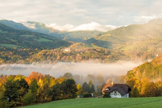 Reichenau im Nebel, © Marktgemeinde Reichenau an der Rax, Foto Katrin Nusterer