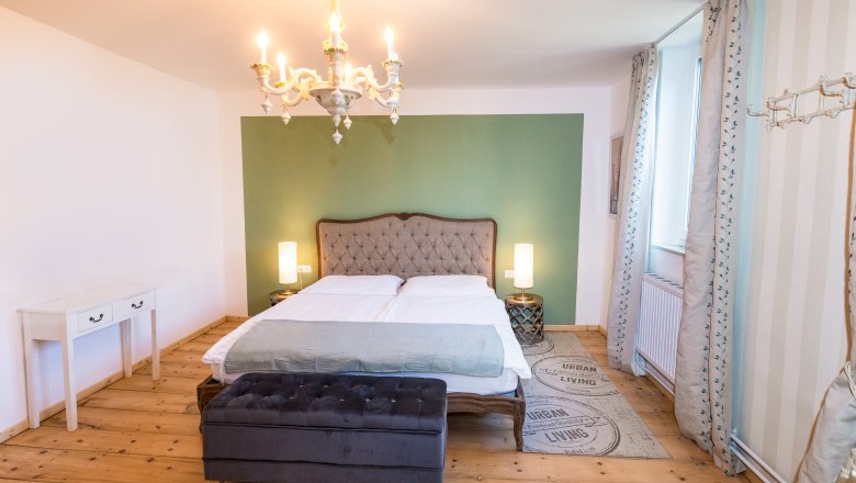 Schlafzimmer, &copy; Dorelies Hofer