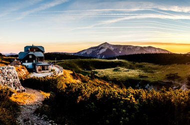 Prächtige Lage auf der Rax: das Ottohaus, © Niederösterreich-Werbung/ Robert Herbst