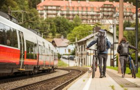 Autofreie Anreise in die Wiener Alpen , © Wiener Alpen/Fülöp