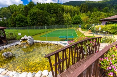 Tennis beim Raxalpenhof, © Wiener Alpen Foto Christian Kremsl