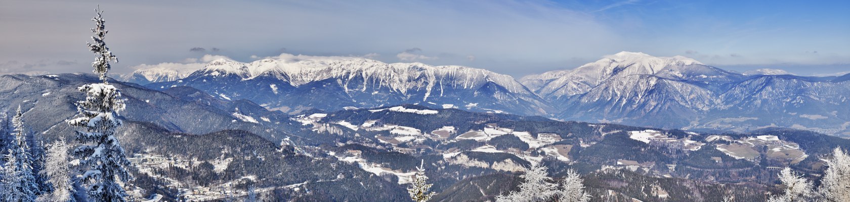 Blick auf Rax und Schneebert, © NOEW - Libert