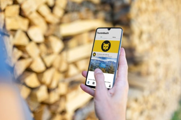 Die SummitLynx App immer dabei, © Wiener Alpen/Christian Kremsl