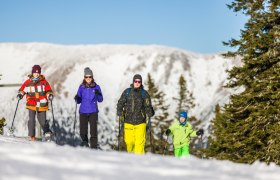 Schneeschuhwandern auf der Rax für die ganze Familie, © Skiregion Ostalpen - Martin Fülöp