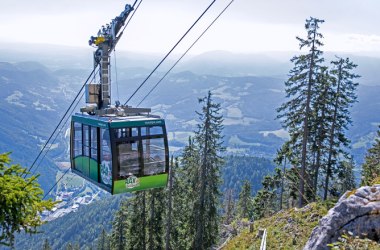 Mit der Rax-Seilbahn rund 1.000 Höhenmeter überwinden., © Raxalpen Touristik