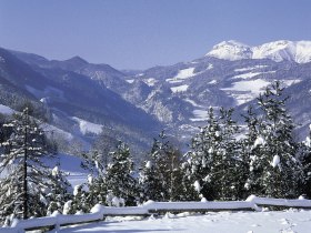 Ausblick vom Semmering auf die Rax, &copy; &Ouml;sterreich Werbung/ Jezierzanski