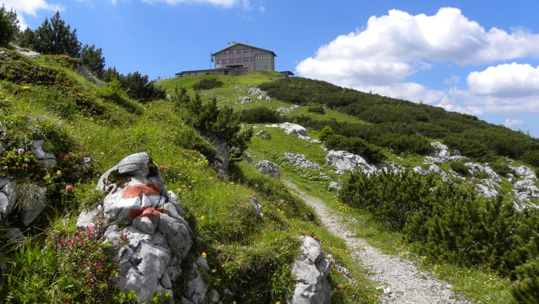 Von Hütte zu Hütte Wandern - das Habsburghaus, © Wiener Alpen/Eva Gruber